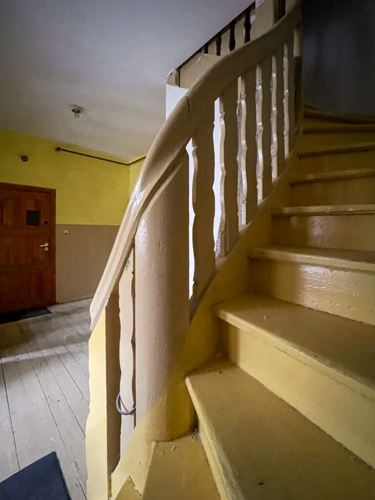 Balustrada schodów (72). Fot. Mariusz Majewski, 2021, źródło: Res in Ornamento