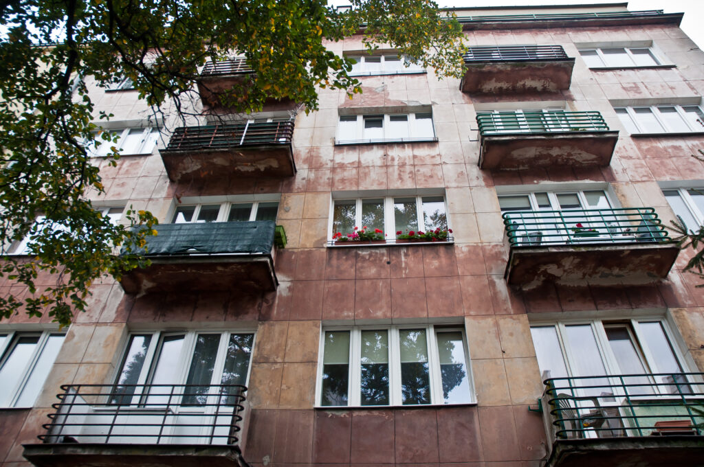 Balkony, elewacja frontowa. Fot. Teresa Adamiak, 2021, źródło: Studeo et Conservo