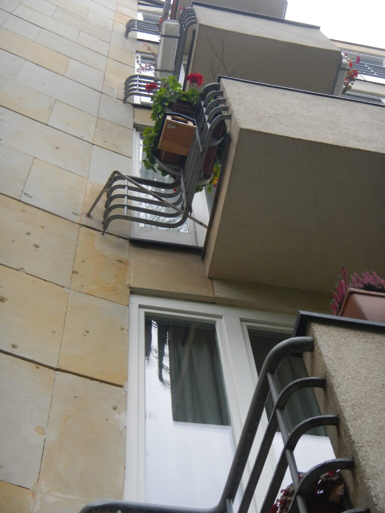 Balkony, elewacja boczna. Fot. Agnieszka Sienkiewicz, 2021, źródło: Studeo et Conservo