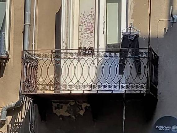 Elewacja południowa - tylna. Balkon I-go piętra. Fot. Jerzy Majewski 2022 r., źródło: Res in Ornamento II.